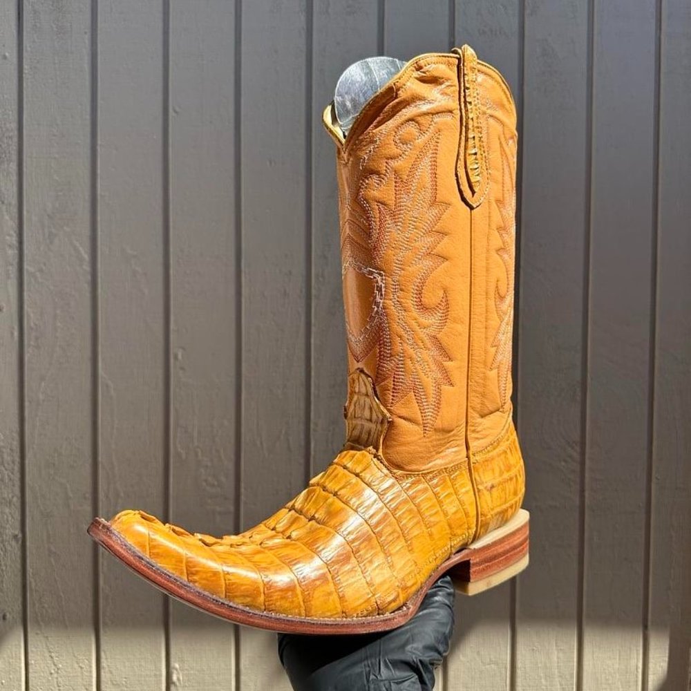 #54 Imitation Cocodrile tail Western Boot Color sand